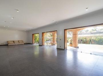 Casa · 640m² · 3 Quartos · 6 Vagas · Linda residência em localização privilegiada