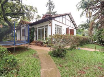 Casa · 336m² · 4 Quartos · 5 Vagas · Imóvel em localização privilegiada