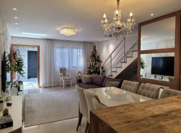 Casa · 135m² · 3 Quartos · 2 Vagas · Casa semi nova, pronto para entrar !!  impecável !!!!