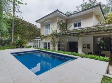 Casa · 560m² · 4 Quartos · 5 Vagas · Casa Em Condomínio Com 4 Quartos, Altissimo Padrão e Debruçada na Praça Vinicíus de Moraes.