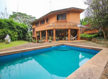 Casa · 985m² · 4 Quartos · 8 Vagas · Casa em rua fechada no Morumbi