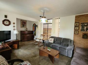 Casa · 129m² · 3 Quartos · 2 Vagas · Casa Térrea em rua fechada com cancela segurança 24 horas na Granja Julieta