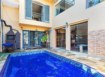 Casa · 452m² · 4 Quartos · 4 Vagas · Casa de 04 dormitorios próxima a praça Vinicius de Moraes !