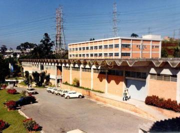 Comercial · 6500m² · 80 Vagas · Galpão Rodovia Anhanguera SP com camara fria