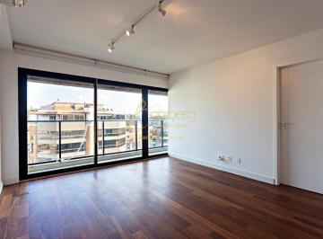 Apartamento · 144m² · 1 Quarto · 2 Vagas · Encantador, espaçoso e c/ lazer. Confira!