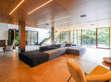 Casa · 600m² · 3 Quartos · 4 Vagas · Casa de vila única! Arquitetura assinada como obra-prima da JS Studio!