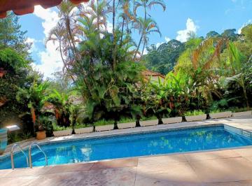 Casa · 490m² · 3 Quartos · 2 Vagas · JARDIM MARAJOARA