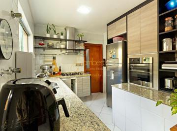 Casa · 240m² · 4 Quartos · 6 Vagas · CASA VILA SUZANA COM 4 DORMITÓRIOS