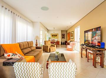 Casa · 230m² · 4 Quartos · 4 Vagas · Elegância e Sofisticação Sua Nova Casa térrea  Espera por Você!