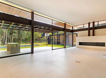 Casa · 718m² · 5 Quartos · 10 Vagas · CASA DAS CALIANDRAS NO CONDOMÍNIO CHÁCARA FLORA  - 5 SUITES - JARDIM - PISCINA E ESPAÇO GOURMET
