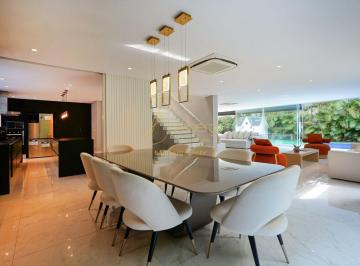 Casa · 515m² · 3 Quartos · 5 Vagas · CASA EM CONDOMÍNIO FECHADO, DENTRO DE BOLSÂO - SEGURANÇA EM DOBRO, 4 DORMITÓRIOS, 3 SUÍTES, 5 VAGAS