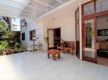 Casa · 358m² · 5 Quartos · 5 Vagas · Sobrado com 5 dormitórios sendo 3 suites na Granja Julieta