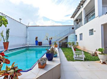 Casa · 450m² · 4 Quartos · 4 Vagas · Casa térrea , rua com segurança , em área nobre de Interlagos