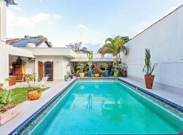 Casa · 450m² · 4 Quartos · 4 Vagas · Casa térrea , rua com segurança , em área nobre de Interlagos