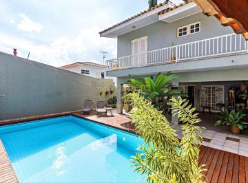 Casa · 400m² · 4 Quartos · 6 Vagas · Alto padrão no bolsão de Interlagos na parte alta do bairro