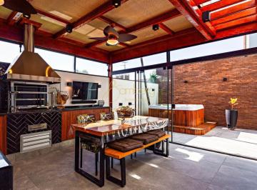 Casa · 216m² · 3 Quartos · 2 Vagas · Alto da Boa Vista - Reformado - Novo