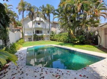 Casa · 960m² · 4 Quartos · 4 Vagas · SOBRADO COM 4 SUITES - 4 VAGAS - JARDIM GRANDE - PISCINA E ÁREA GOURMET