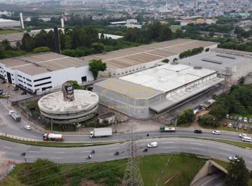 Comercial · 9600m² · Prédio industrial para locação em Alphaville