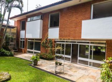 Casa · 820m² · 5 Quartos · 8 Vagas · Linda casa de 820 m² útil com 5 dormitórios no Real Parque