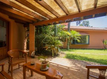 Casa · 309m² · 2 Quartos · 3 Vagas · Casa Térrea no Real Parque ? Charme, Conforto e Luz Natural