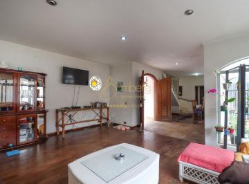 Casa · 288m² · 4 Quartos · 2 Vagas · Casa no Jardim Leonor com 4 dormitórios, sendo 3 suítes e 2 vagas