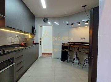Casa · 200m² · 3 Quartos · 4 Vagas · CASA TÉRREA COM AMPLO QUINTAL