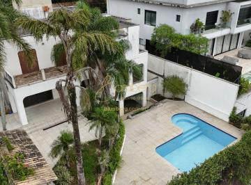 Casa · 657m² · 3 Quartos · 6 Vagas · Casa na Cidade Jardim com Potencial para Reforma