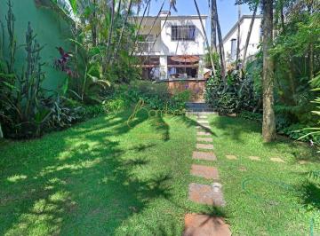 Casa · 310m² · 3 Quartos · 4 Vagas · Casa no Brooklin Velho com muito jardim e 500 m² de terreno!