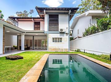 Casa · 251m² · 4 Quartos · 2 Vagas · Casa na Vila Tramontano com 4 dormitórios, sendo 1 suíte e 2 vagas