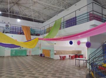 Comercial · 930m² · 10 Vagas · Prédio comercial localização privilegiada próxima à Rua Dep João Sussumu Hirata
