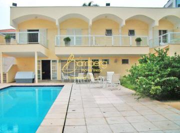 Casa · 682m² · 3 Quartos · 7 Vagas · Casa, no Campo Belo, com 3 suítes, 7 vagas e lazer.
