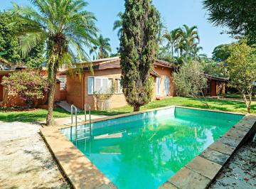 Casa · 300m² · 4 Quartos · 3 Vagas · Casa Térrea, com 3 Suítes no Jardim petrópolis