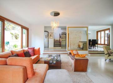Casa · 482m² · 4 Quartos · 4 Vagas · Sobrado na melhor rua do Jardim Cordeiro