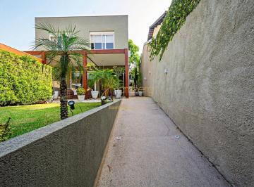 Casa · 347m² · 3 Quartos · 4 Vagas · Belissíma Casa 3 dormitorios, 3 suítes na Chácara Monte Alegre