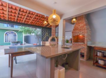 Casa · 260m² · 4 Quartos · 3 Vagas · Casa Estilo Colonial Mexicano no Jardim Leonor com 4 Quartos!!!