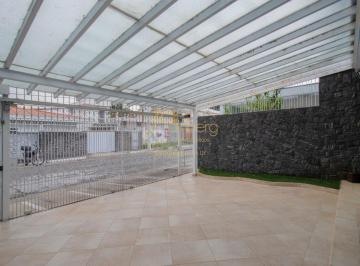 Casa · 158m² · 3 Quartos · 2 Vagas · Charmosa Casa com 3 Dormitórios em Rua Segura e Tranquila