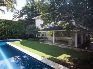 Casa · 527m² · 4 Quartos · 6 Vagas · Casa maravilhosa em condomínio fechado.
