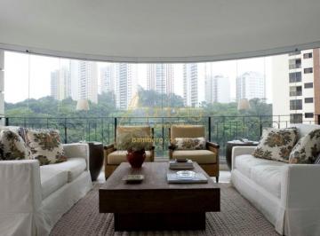Apartamento · 344m² · 4 Quartos · 5 Vagas · Apartamento com 4 quartos No Morumbi. Altíssimo padrão! Um achado em uma das melhores ruas do bairro