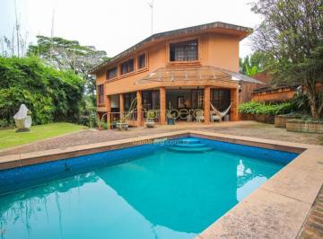 Casa · 985m² · 4 Quartos · 8 Vagas · Casa em rua fechada no Morumbi