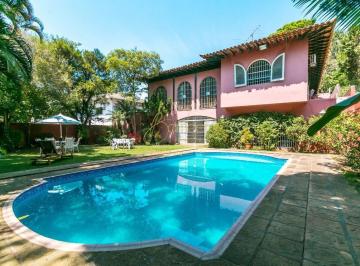 Casa · 400m² · 3 Quartos · 3 Vagas · Casa Com 3 Dormitórios No Jardim Guedala.