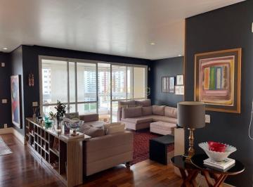 Apartamento · 235m² · 4 Quartos · 4 Vagas · Brooklin Novo/ 4 suítes/ Varanda Gourmet/ 4 vagas
