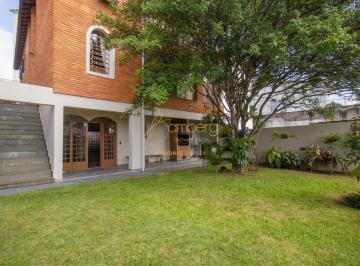 Casa · 478m² · 4 Quartos · 9 Vagas · Casa Ampla com 4 Dormitórios, Quintal e 9 Vagas no Jardim Leonor