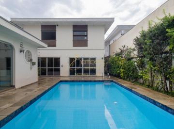 Casa · 300m² · 4 Quartos · 4 Vagas · Sofisticação e Espaço na Granja Julieta 4 Suítes e Conforto Absoluto!