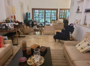 Casa · 276m² · 3 Quartos · 4 Vagas · RARIDADE ! CASA TÉRREA COM A SEGURANÇA DE SER NA VILA FECHADA !