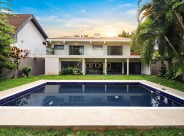Casa · 748m² · 4 Quartos · 6 Vagas · Linda Casa Com 4 Dormitórios No Jardim Cordeiro - Próxima ao Parque do Cordeiro.