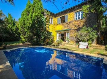 Casa · 730m² · 4 Quartos · 6 Vagas · Casa de Luxo no Jardim América ? 4 Suítes, Piscina, Academia e Jardim 2.473m²