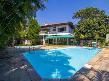 Casa · 680m² · 4 Quartos · 4 Vagas · Jardim Guedala Casa em Rua Fechada com 4 Suítes, 6 Vagas, 680 m² de Área Construída