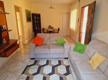 Casa · 171m² · 3 Quartos · 2 Vagas · CASA TÉRREA  COM EXCELENTE QUINTAL.