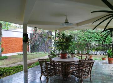 Casa · 435m² · 4 Quartos · 4 Vagas · Casa/Sobrado com 840 m² de terreno/ piscina/ 4 quartos/ 2 suíte/ Granja Julieta/ Ao lado do Parque.