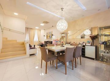 Casa · 270m² · 4 Quartos · 3 Vagas · CASA CONDOMÍNIO FECHADO- 4 DORMITÓRIOS ( 2 SUÍTES) REPLETA DE ARMÁRIOS, SALA INTEGRADA COM JARDIM,!!